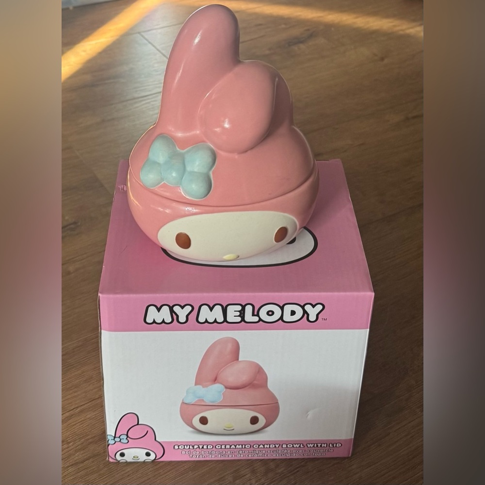 MY MELODY-NWT Pink Ceramic Bowl with Lid